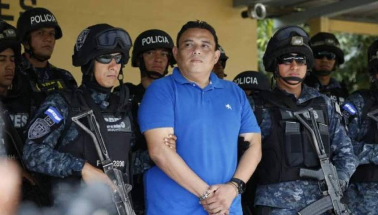 8. Wilmer Alonso Carranza BonillaEl expolicía fue detenido el 11 de junio de 2015 en una instalación policial, ya que era agente activo de unidades de inteligencia de la Policía Nacional. En octubre del 2015 fue extraditado y un año después fue condenado a 11 años de prisión. Se encuentra recluido en Virginia.