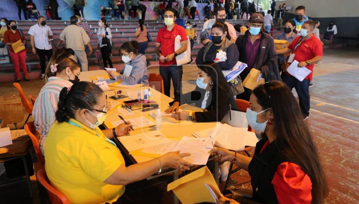 Nace un sueño: más de 22,000 maestros participarán en concurso docente