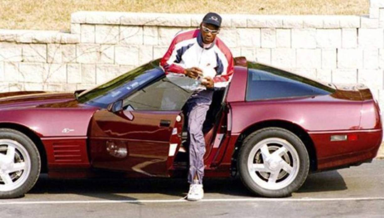 Chevrolet Corvette ZR1S: Edición especial del 40 aniversario de la marca, lo compró en 121.840 euros.