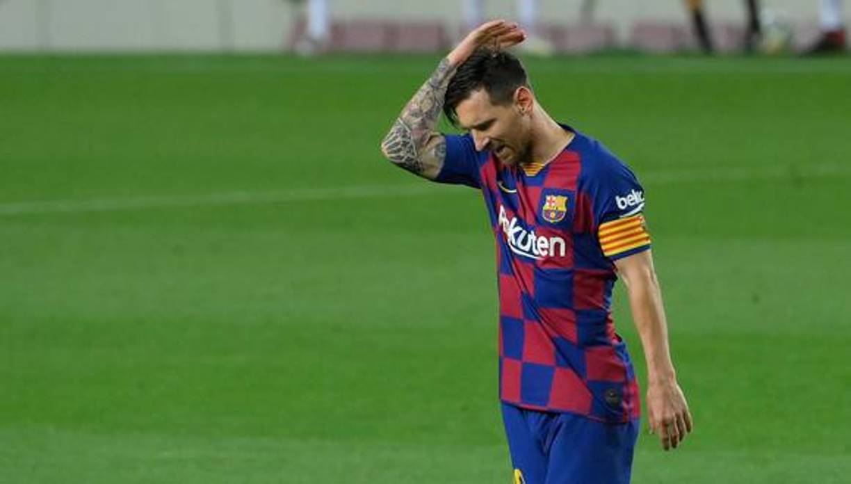Messi le pidió al Barcelona tener la libertad de poder irse cuando quisiera con una cláusula simbólica de sólo 10.000 euros.