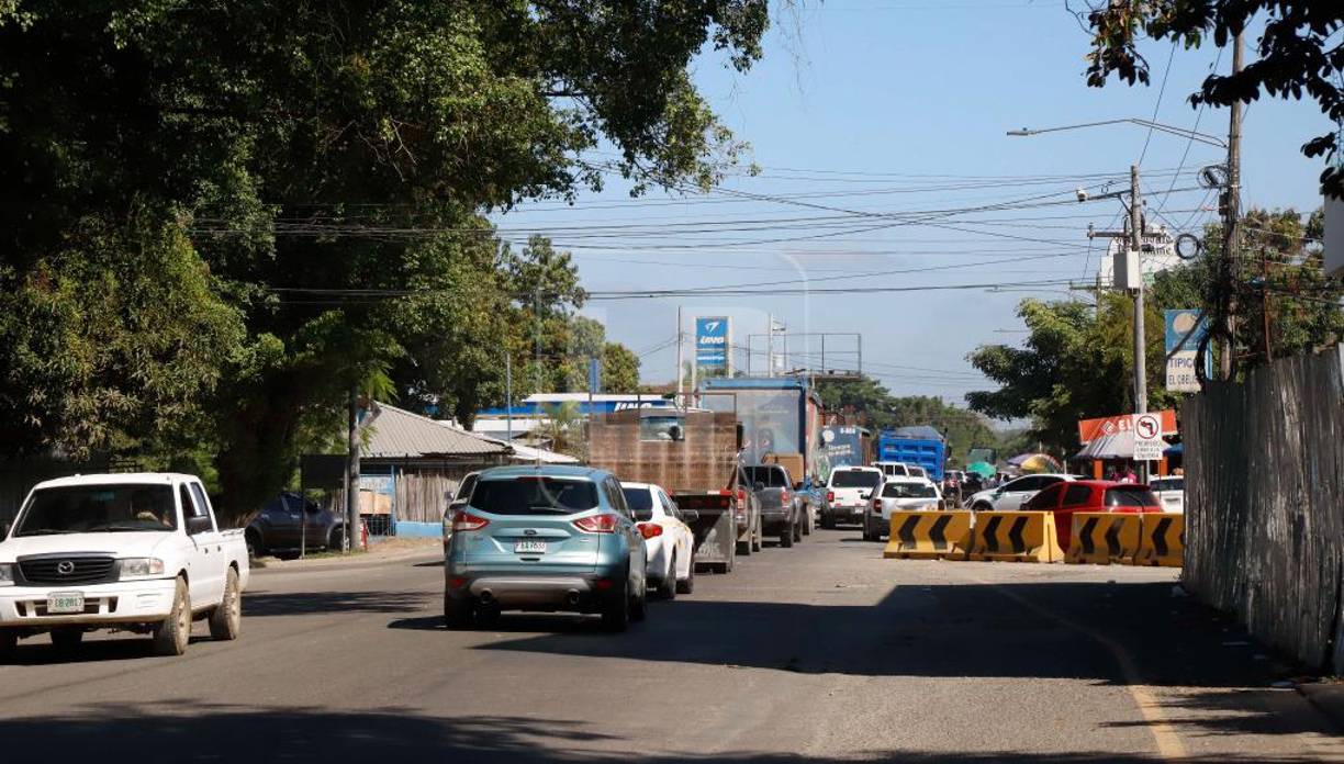 Una es que a través del Congreso Nacional se estaría desarrollando la ampliación a cuatro carriles del tramo carretero que de El Progreso, Yoro, conduce a Tela.