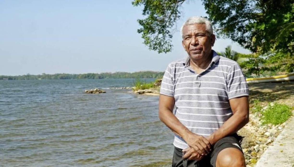 Héctor Castellón: El entrenador hondureño en su momento que estratega interino del Motagua y es de los técnicos más experimentados que se encuentran por ahora sin dirigir. Fue campeón de Liga Nacional como DT del Honduras Progreso, además de estar en el banquillo de clubes como Vida, Real Sociedad, Juticalpa, Marathón, Victoria etc.