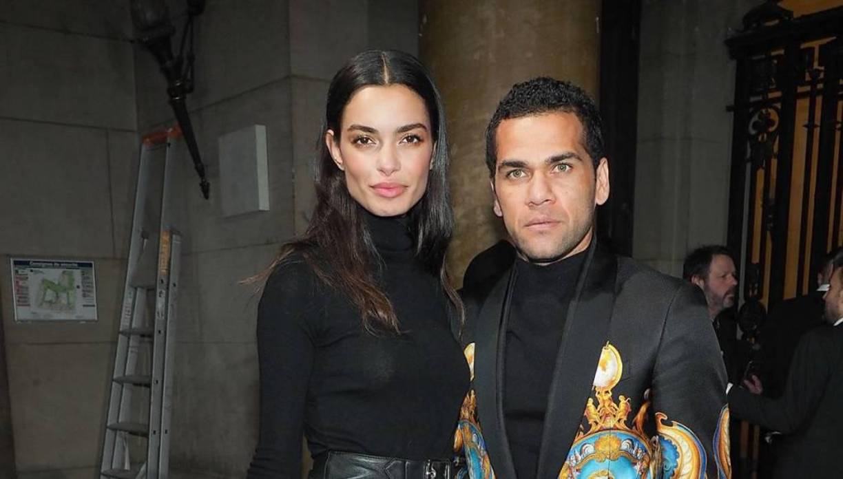 “No creo en el matrimonio. Les invito a todos a que se casen, celebren la fiesta, porque es un recuerdo maravilloso para tener, muy divertido y más si lo compartes con tus seres queridos, pero, de resto, no es más que un papel firmado”, comentó en sus historias de Instagram.