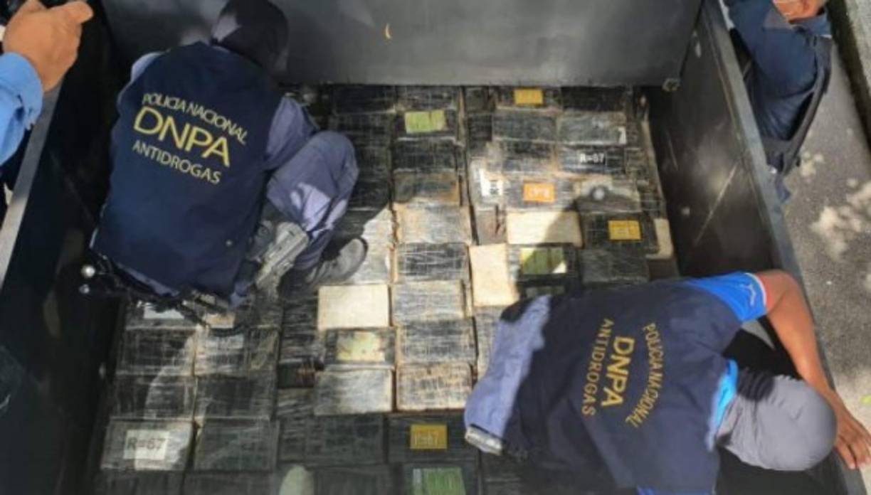 En el operativo antidrogas fueron detenidas cuatro personas.