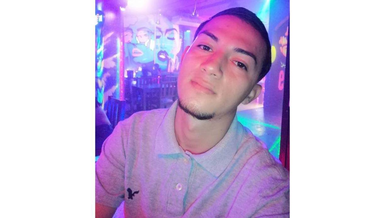 Fue horas más tarde que recibieron la noticia del crimen del técnico. Autoridades de Medicina Forense, Dirección Policial de Investigaciones (DPI) y Ministerio Público hicieron el levantamiento del cadáver y lo trasladaron a la morgue.