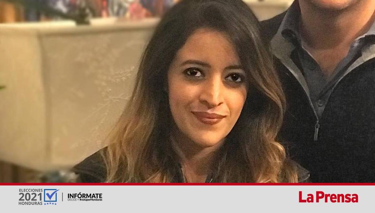 Xiomara “Pichu” Zelaya, hija de Xiomara Castro y Mel Zelaya, lleva 98,872 votos.