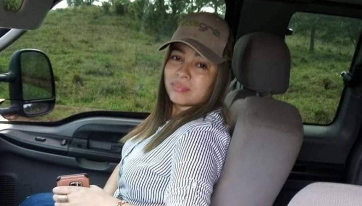 Una mujer fue asesinada a balazos dentro de su propio negocio en el barrio Los Pinos, Santa Cruz de Yojoa, Cortés.