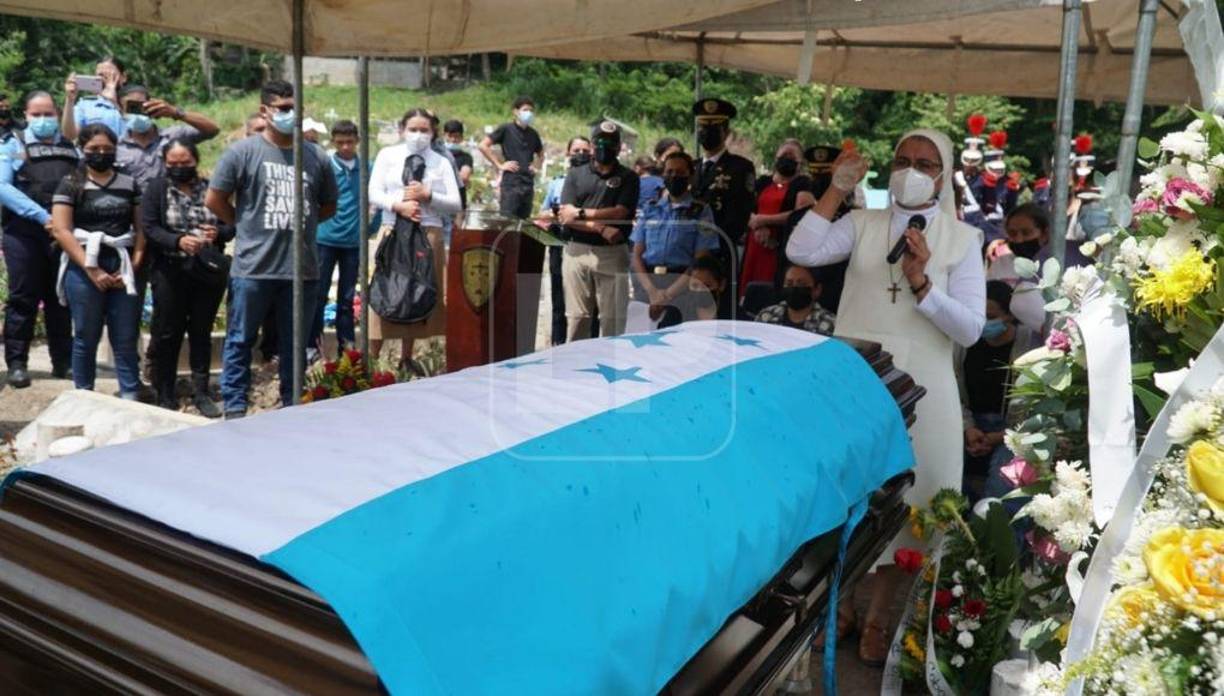 El sepelio tuvo actos religiosos.