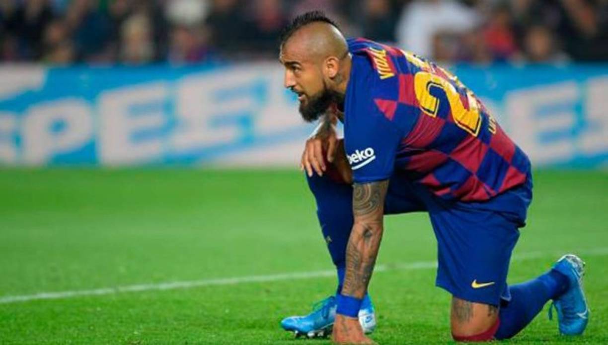 El Inter busca un centrocampista en este mercado de invierno y su primer objetivo es el chileno del Arturo Vidal, que se queja de falta de protagonismo en el Barça. El volante sudamericano estaría teniendo sus últimos días como jugador del club catalán.