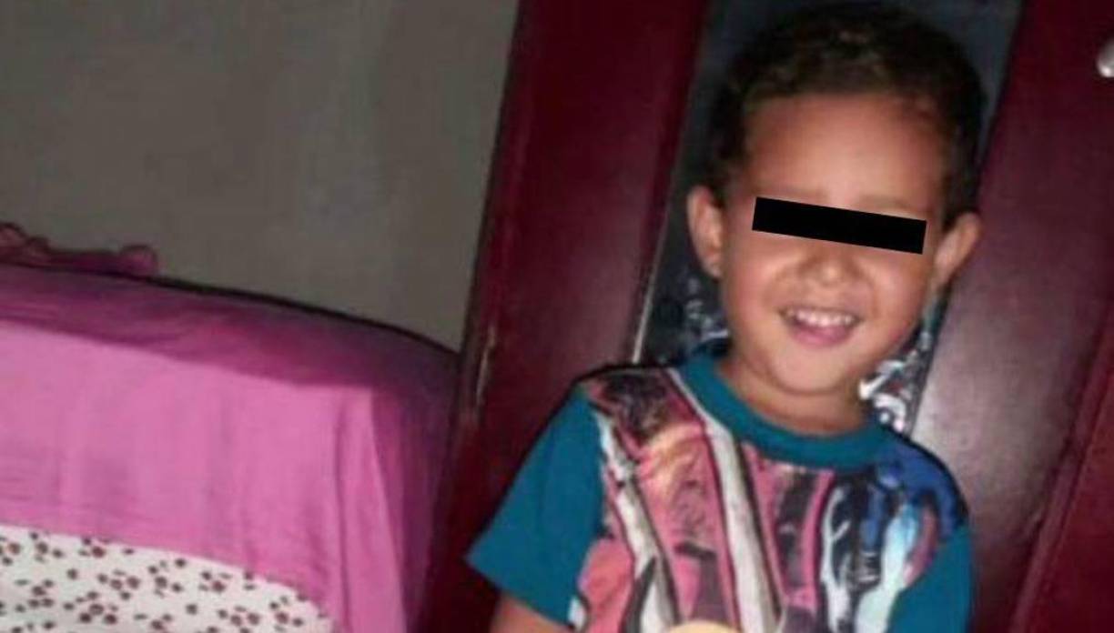 La fémina también se rompió en llanto cuando rememoró que en una ocasión ella le dio dinero a su padre, es decir, al abuelo del pequeño Orbin, para que fuese a ver cómo estaba y si era posible, se lo llevara consigo, pero el abuelo desistió tras recibir advertencias de muchas personas de que no fuese solo, pues podría ser víctima de la violencia de Orlin.