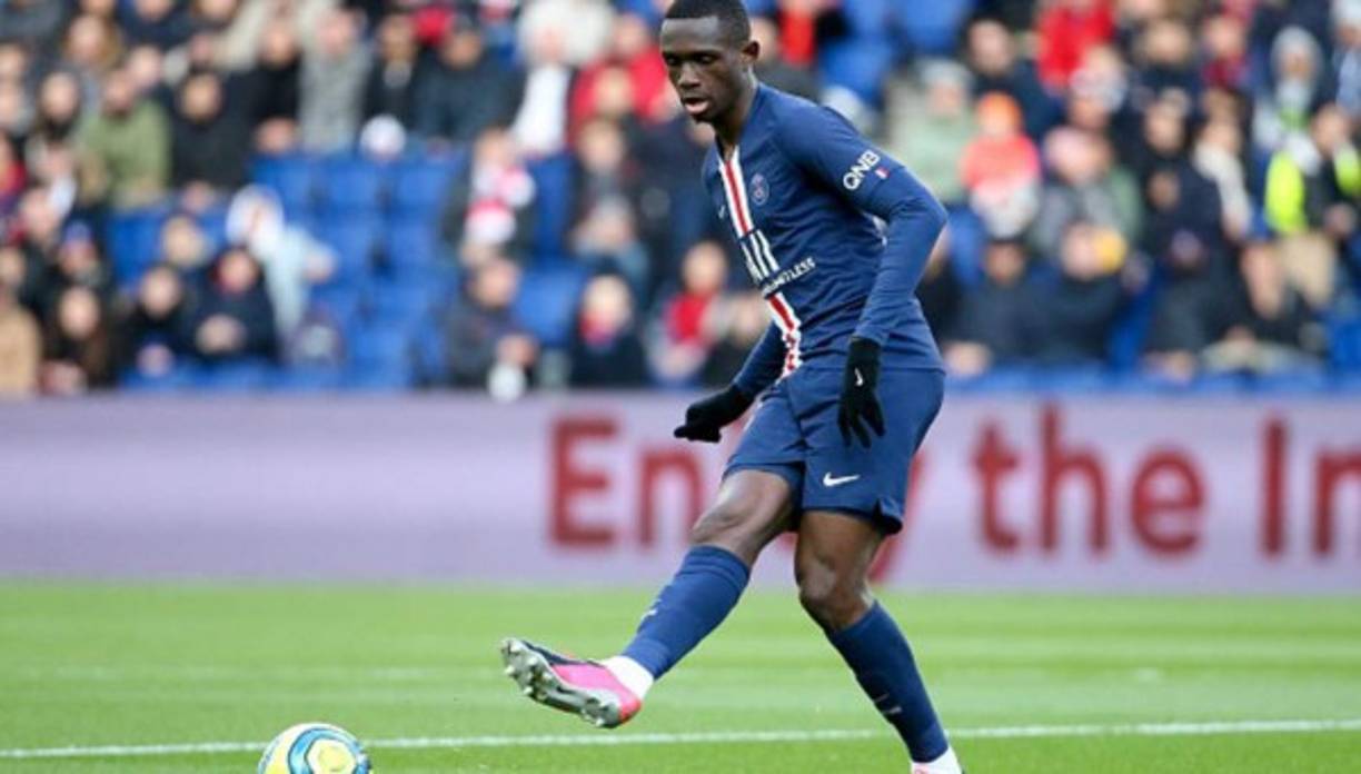 Tanguy Kouassi: Es uno de los jugadores más destacados de la cantera del PSG, ya ha tomado la decisión de dejar el club galo cuando termine su contrato el 30 de junio y todo apunta a que será el Bayern de Múnich su nuevo destino.