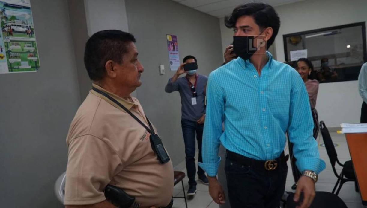 Las autoridades de la Policía Municipal informaron que establecerán con el acusado el horario en el que realizará el trabajo comunitario para que cumpla la sanción que le impuso el juzgado.