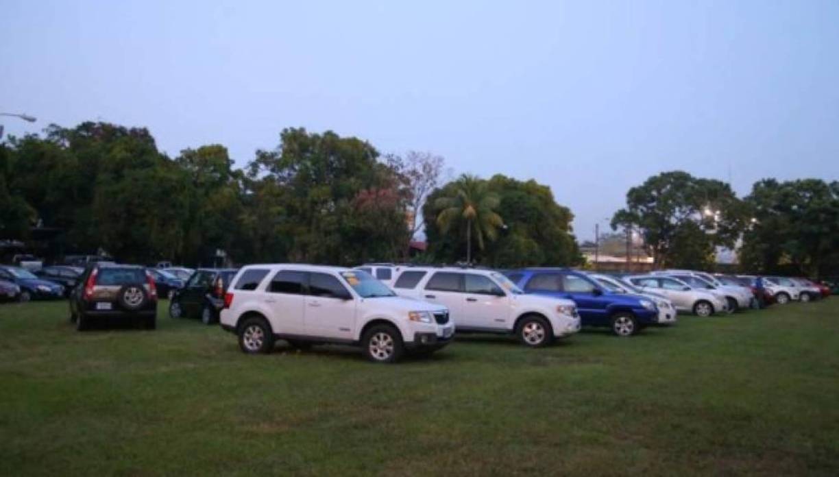 Se sabe que hay un “boom” de páginas de internet que ofrecen autos seminuevos a precios bajos. Aunque sí existen portales seguros, también hay sitios falsos donde proliferan las redes de estafa.