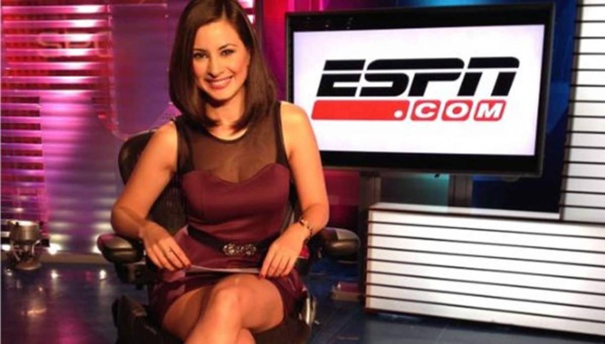 La conductora mexicana Karry Corea de la cadena Espn.