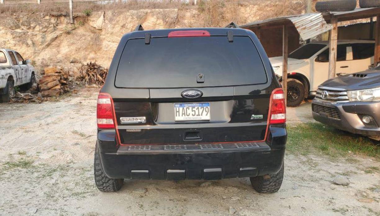 La camioneta modelo Escape, con placas H AC 5170, fue decomisada y está en poder del MP.