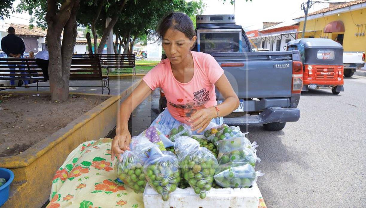 Sus remesas han contribuido indudablemente al desarrollo en la zona. La migración actual a través del municipio es enorme, diariamente hay un tránsito de entre 800 a 1,000 personas de nacionalidad hondureña, haitiana, venezolana y cubana.