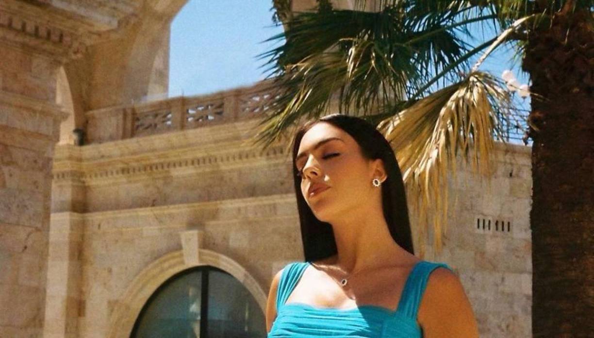 “Siempre tuvo esos aires de prepotencia y de superioridad. Al final ella siempre estuvo buscando pegar el pelotazo”, comentó el excompañero de Rodríguez, que decidió hablar en anonimato.