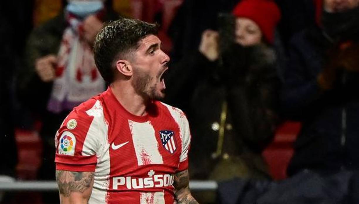 El Inter de Milán vuelve a fijarse en Rodrigo De Paul, jugador al que ya quiso en verano pasado pero finalmente fichó por el Atlético. Según cuenta ‘Mundo Deportivo’, el cuadro ‘neroazurro’ planea un intercambio de jugadores con los rojiblancos para fichar al argentino.