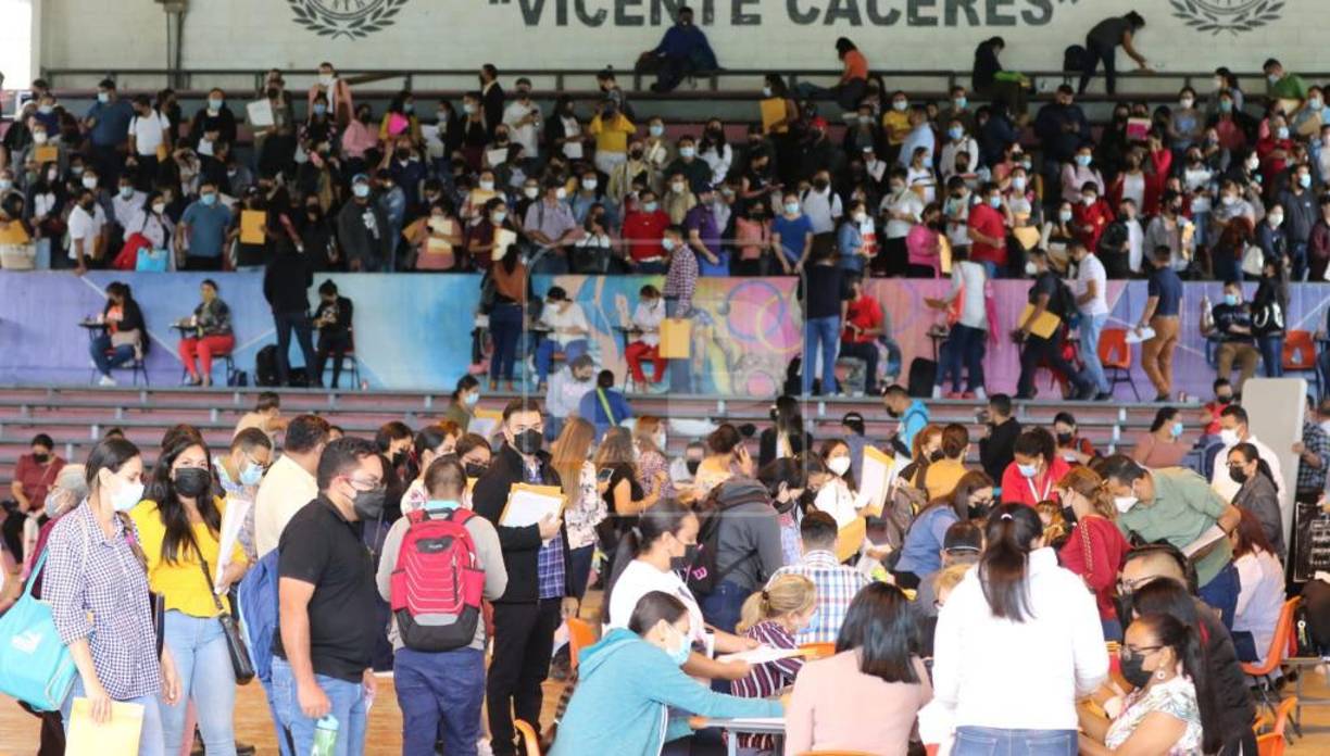 La inscripción al concurso docente se realiza desde ayer y concluye el sábado, en las 18 direcciones departamentales.