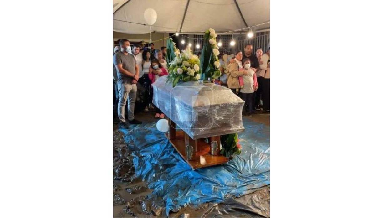 El cadáver fue exhumado y trasladado a la morgue de San Pedro Sula para hacer la autopsia correspondiente. Ayer, martes, sus familiares llegaron a reclamarlo y dieron declaraciones al respecto, reafirmando la versión de la Policía.