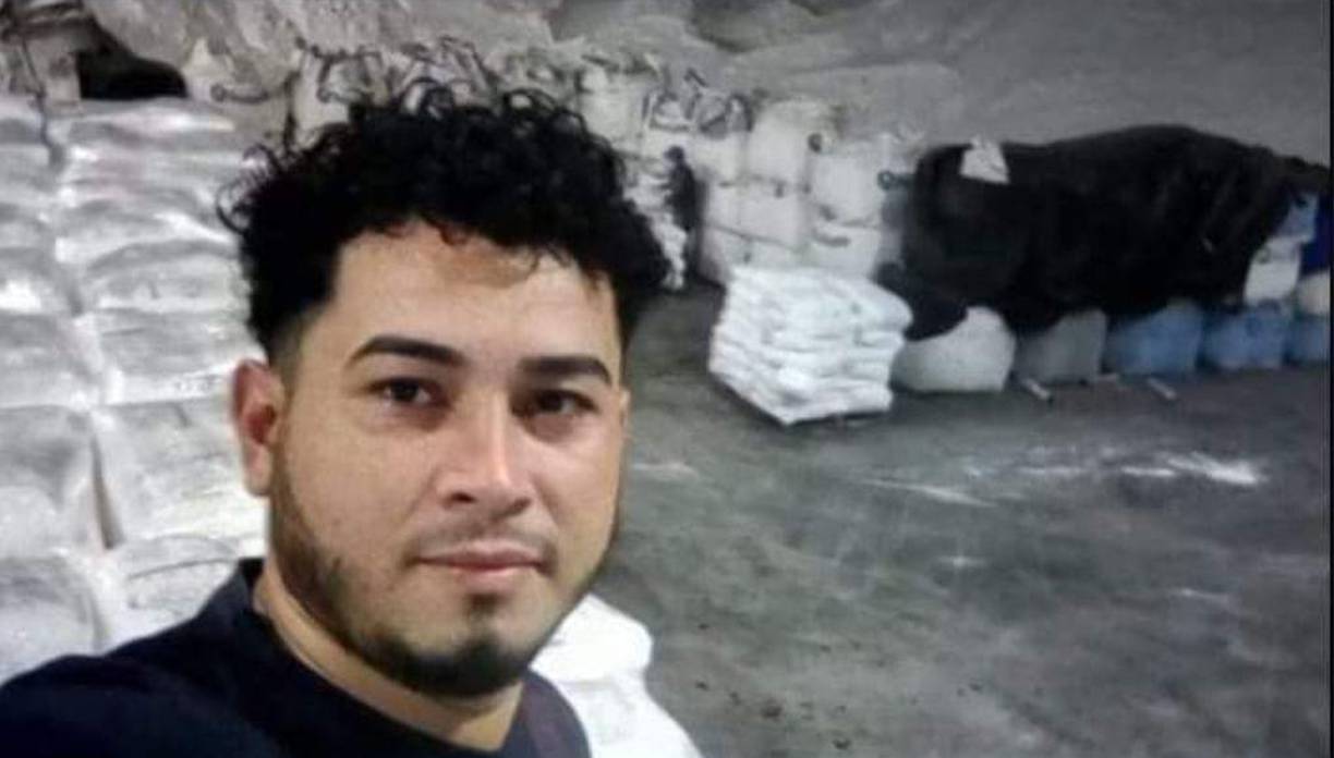 Los cadáveres fueron trasladados a la morgue de San Pedro Sula, hasta donde llegaron sus apesarados familiares.