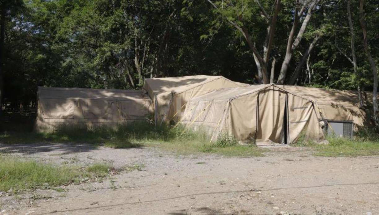 Según el MP, el 28 de febrero de 2020, el viceministro Nery Cerrato, actuando como Coordinador del Comité Técnico Científico del Sinager, comenzó con Gabriel Rubí la solicitud de la adquisición del hospital y salas de aislamiento móviles, alterando documentación y violentando una serie de procedimientos y protocolos legales, “todo eso en un tiempo récord de dos días”.