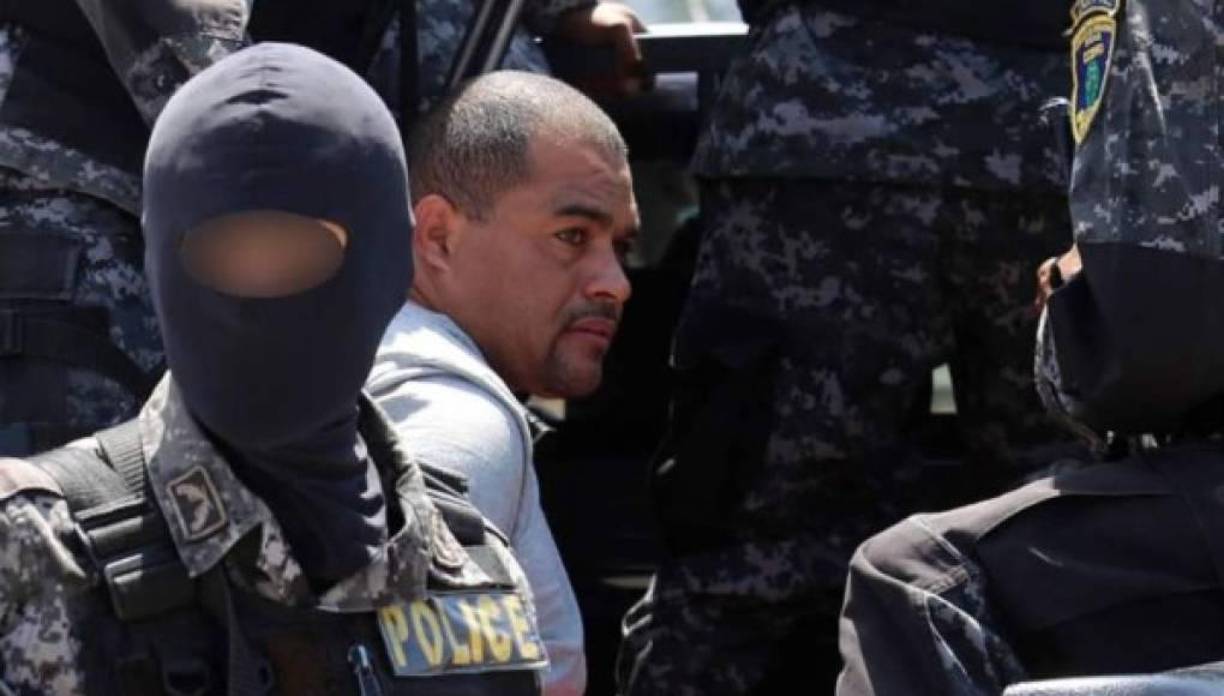 “Estos bienes incautados, permitirán prestarle un mejor servicio de calidad a la población, para poder abrir las puertas a los ciudadanos”, indicó el funcionario.