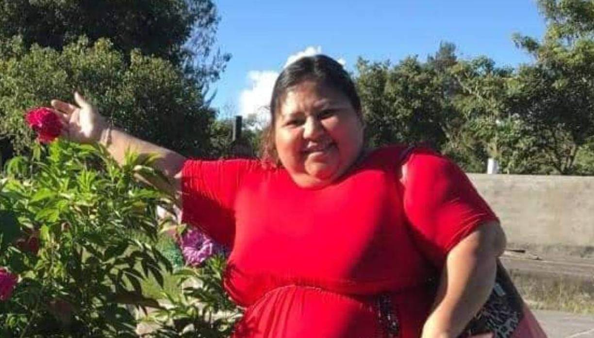 Los cuerpos presentaban varias perforaciones de bala y yacían cerca de una quebrada del sector conocido como Villa Alicia.