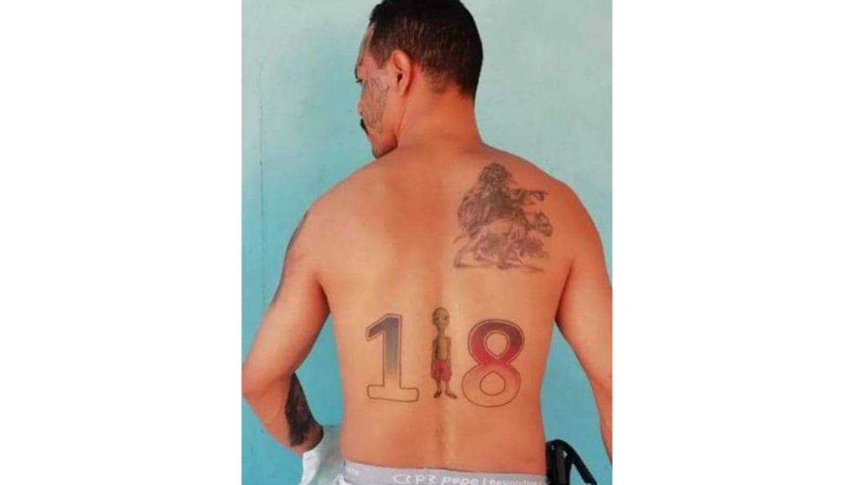 En 2022 se viralizó en redes sociales tras ser requerido por la Policía Nacional y dar unas polémicas declaraciones donde, sin pudor, aseguraba ser miembro de la Pandilla 18.