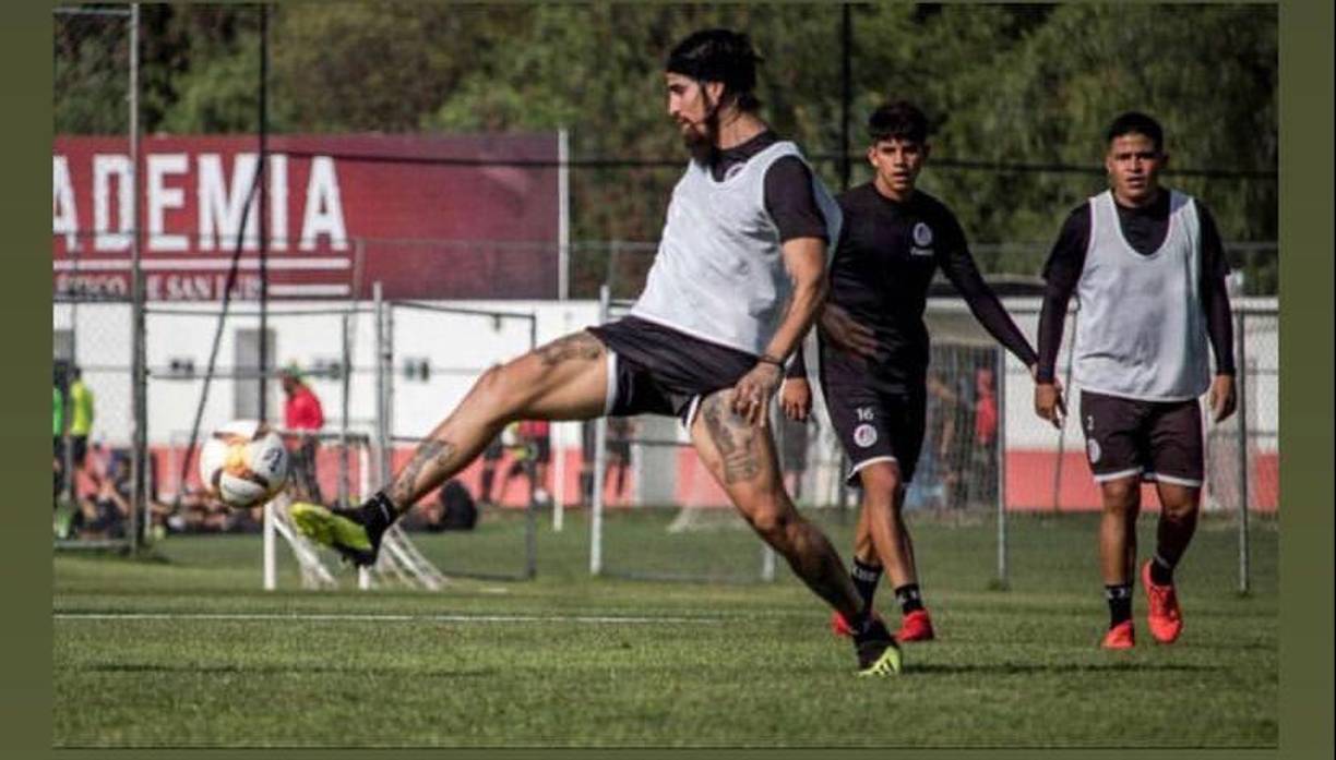 El reconocido medio argentino, Diario Olé desveló los duros testimonios de una testigo en donde exhibe los episodios de maltrato del futbolista hacia su expareja.