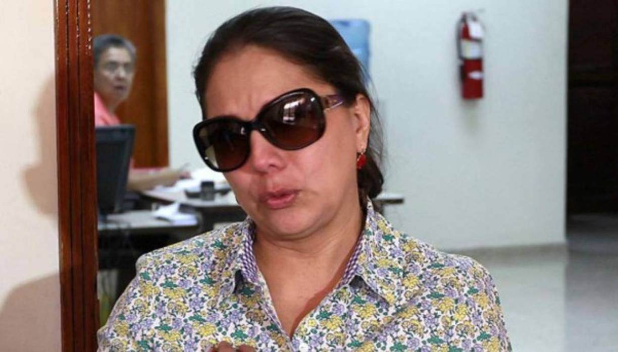 Madre e hija fueron puestas en libertad este sábado en horas de la mañana bajo la premisa de libertad condicional, uno de los beneficios penitenciarios señalados por la justicia. <br/>