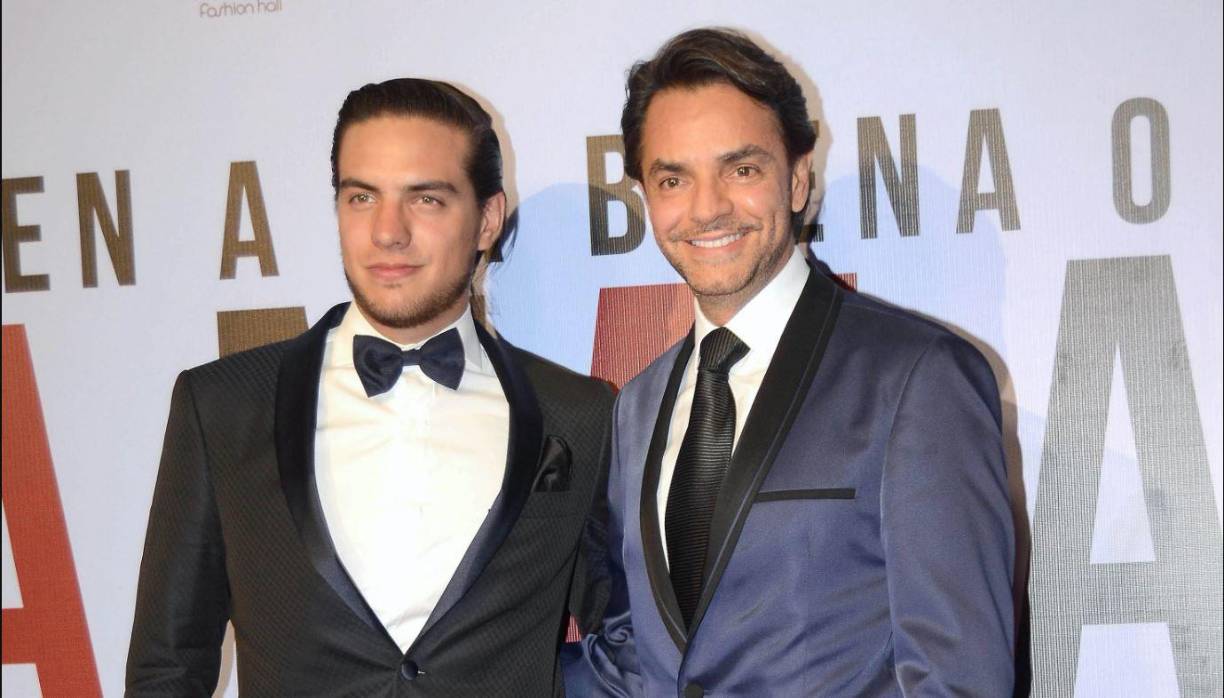 El conductor de ‘De historia en historia’, Poncho Martínez, también quiso desmentir los rumores, por lo que buscó a la madre del actor de ‘El mesero’, sin obtener una respuesta clara. “Le mande el siguiente mensaje: ‘Hola, buenos días, está la versión de que el problema de Eugenio fue porque se peleó con Vadhir, ¿quiere que desmienta la información o diga algo al respecto?’. Ella vio el mensaje y no me contestó absolutamente nada, cuando lo más fácil hubiera sido decir ‘¿sabes qué?, no’, o ‘desmiéntelo’”.