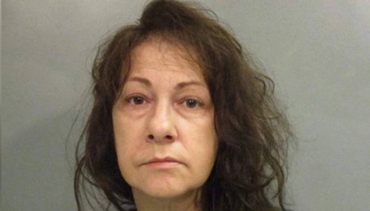 Geannee dijo que su madre había muerto de causas naturales, aunque un laboratorio de criminalística no ha confirmado la causa de la muerte.<br/><br/>La mujer de Arkansas se encuentra actualmente detenida en el centro de detención del condado de Washington.