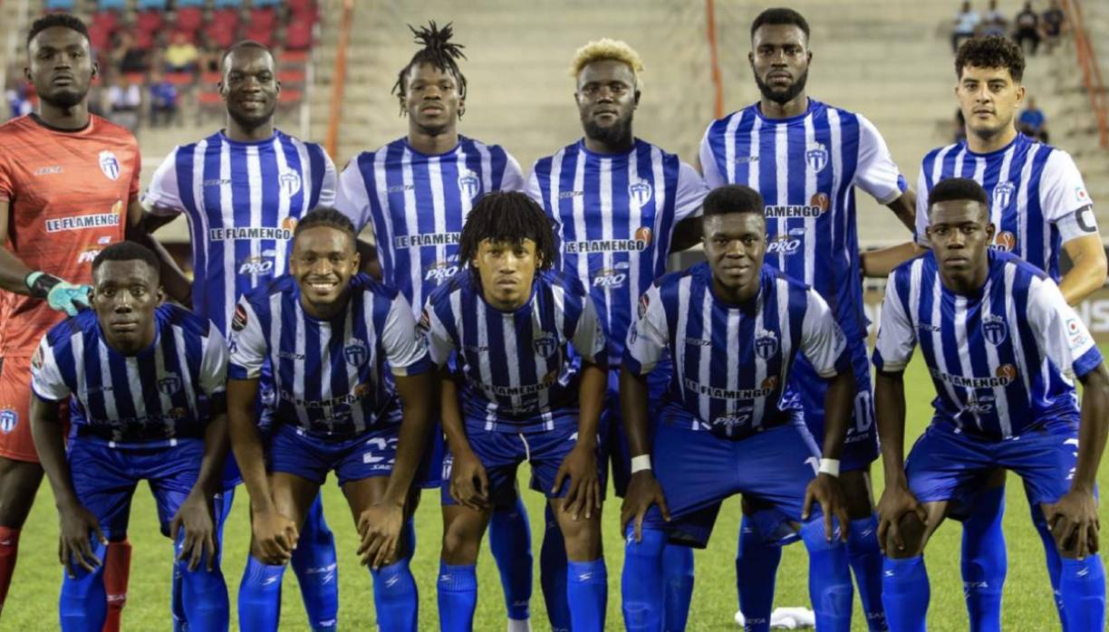 El Violette AC llegó a Estados Unidos con un plantel de 12 elementos más los integrantes del cuerpo técnico, sin cubrir la cantidad para jugarlo.