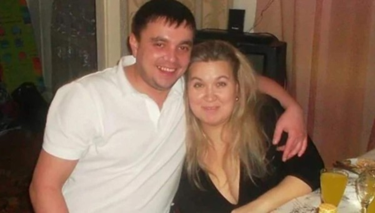 Según medios internacionales, la mujer quería que su pareja le pidiera perdón, al no lograrlo se le sentó encima de su cara. Asimismo, la policía detalló que los involucrados estaban bajo los efectos del alcohol.