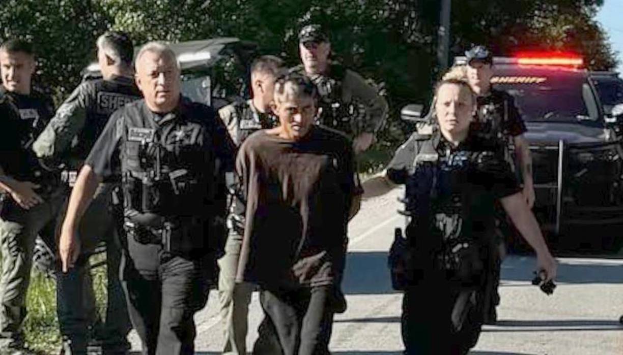 Finalmente, Dimas Yanez fue encontrado corriendo por un campo de maíz en la parte sur del condado y arrestado tras una intensa cacería humana que culminó en una persecución a pie, informó el departamento de policía.