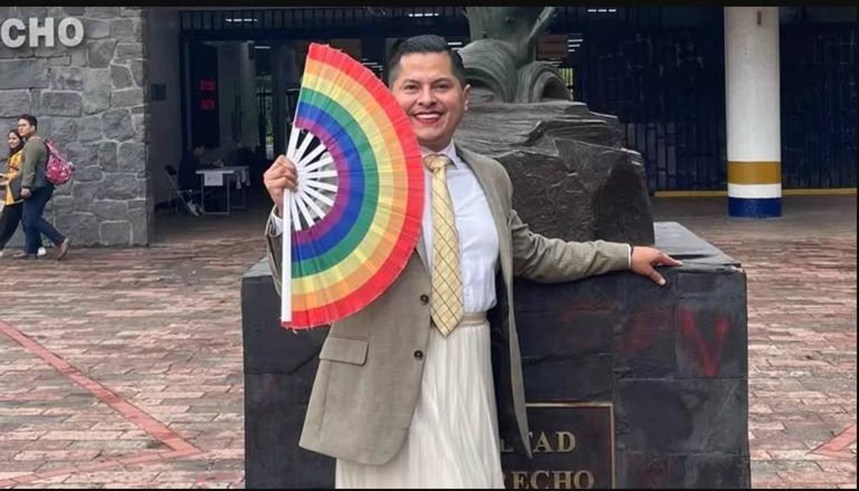 Los primero reportes difundidos por la prensa local y colectivos activistas, junto con el cuerpo de Baena también fue localizada sin vida otra persona.