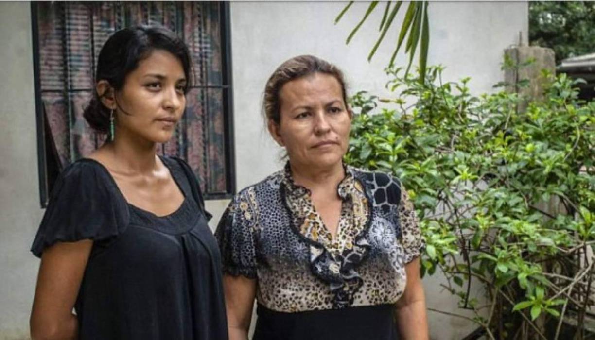 Desde el 13 de noviembre de 2014 cuando María José y Sofía Trinidad salieron de la casa de su madre, Teresa Muñoz, hasta el 19 de ese mismo mes no supo nada de ellas, la angustia creció y doña Teresa puso la denuncia, guardando las últimas palabras de hija María José ‘Quiero que entregues la banda y la corona con orgullo’, su corazón presintió una amarga despedida.