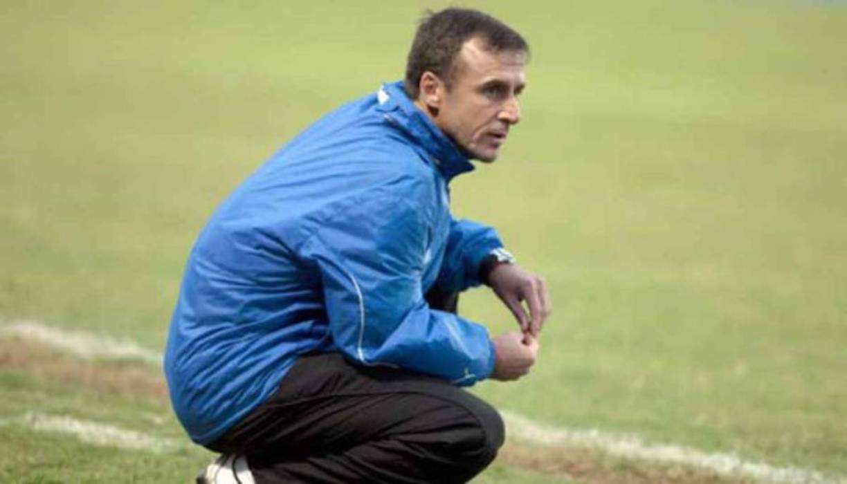 Bombazo. Danilo Javier Tosello es candidato para volver a la Liga de Honduras y dirigir a nada más y nada menos que al Juticalpa. El club se quedó sin DT tras el castigo de la Fifa a Ramón Maradiaga y el argentino podría reemplazarlo: 'De la lista que se manejan se suman Danilo Tosello', dijo Erlin Lagos, gerente del club canechero.