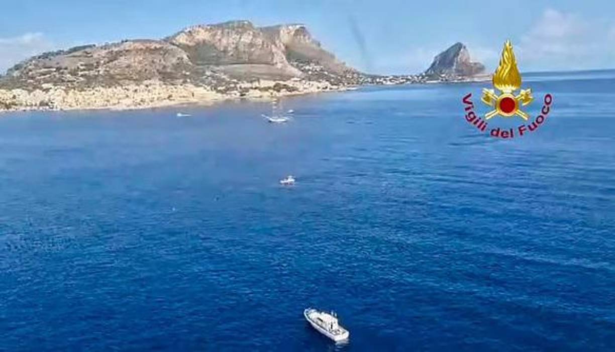 El velero era de un grupo de turistas que habían elegido Sicilia para pasar sus vacaciones y los supervivientes que ya han desembarcado son en su mayoría ciudadanos ingleses, pero también hay un neozelandés, un irlandés y otro de Sri Lanka