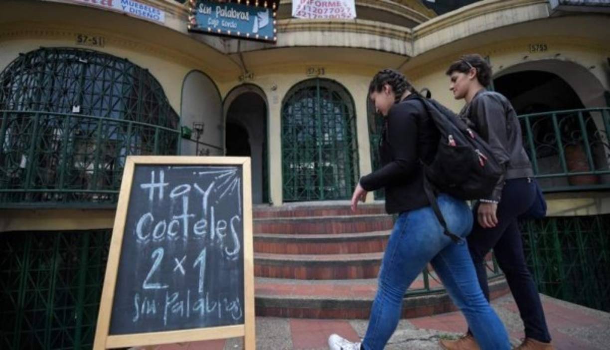 Inaugurado el 16 de junio, el lugar se está posicionando los sábados como un punto de muestras artísticas y culturales de la población no oyente.(Fotoa:AFP)