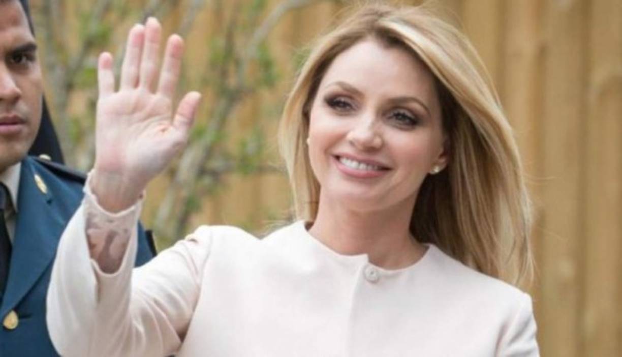 Hasta el momento la exprimera dama no se ha pronunciado al respecto. Se desconoce si ella o sus hijas se encontraban dentro del inmueble cuando ocurrieron los hechos.