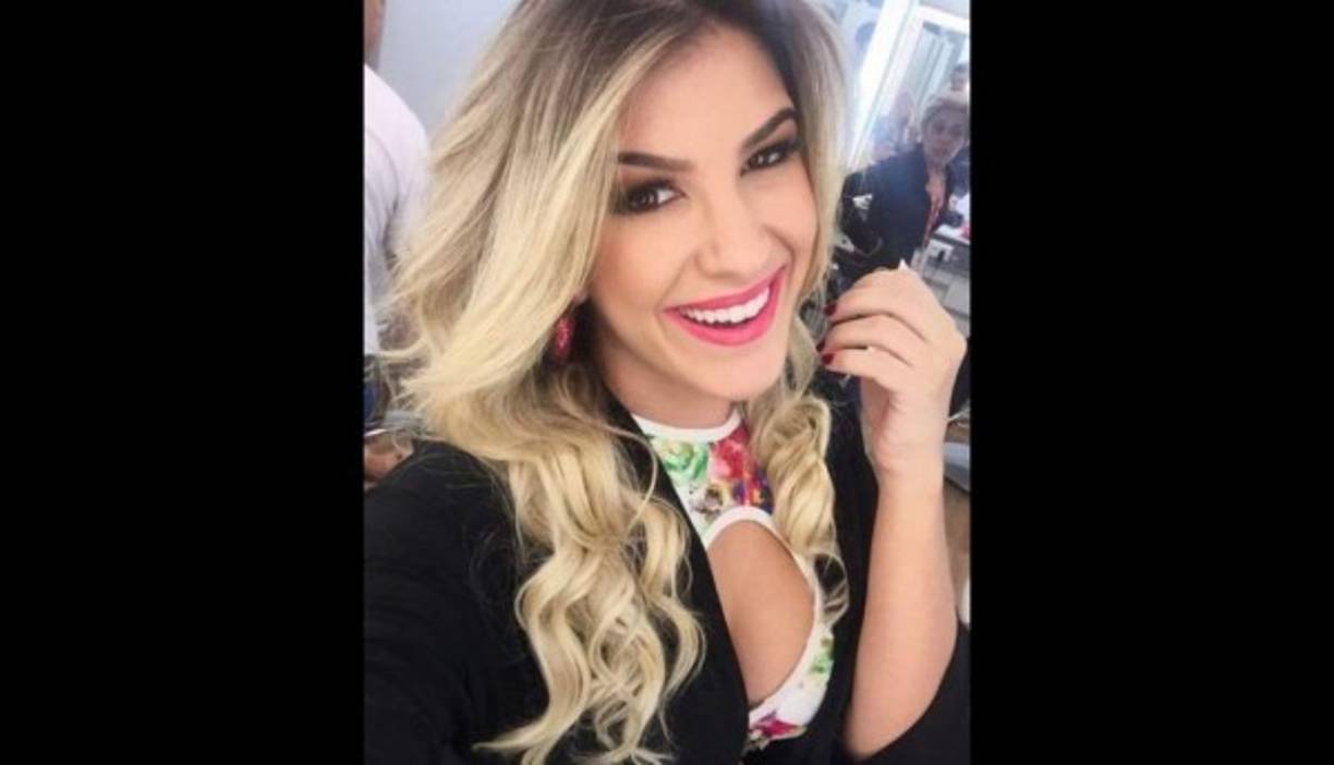 De momento ella no ha confirmado la relación pero todo apunta que con Neymar existe una buena química.