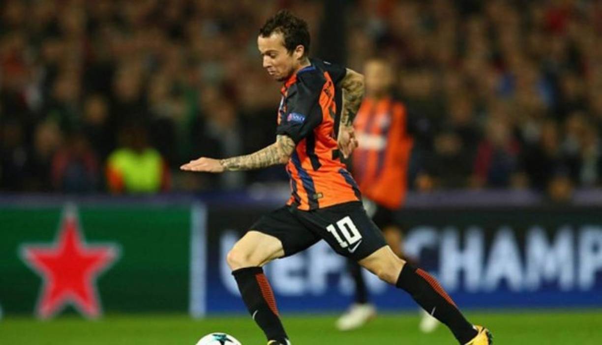 West Ham y Milan pelean por Bernard. La Gazzetta dello Sport apunta que el equipo inglés se ha entrometido en la operación de Leonardo para fichar al brasileño.