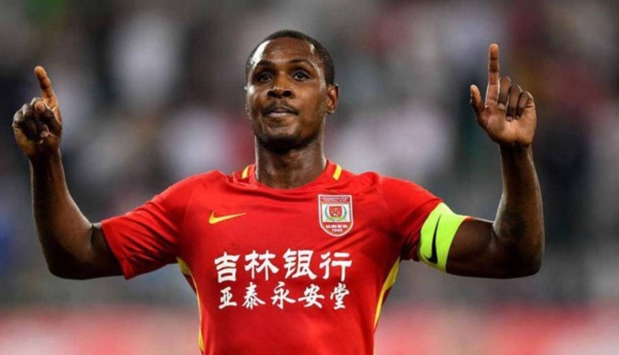 Odio Ighalo: Delantero nigeriano de 30 años de edad que también salió de China. Militó en el Shanghai Shenhua.
