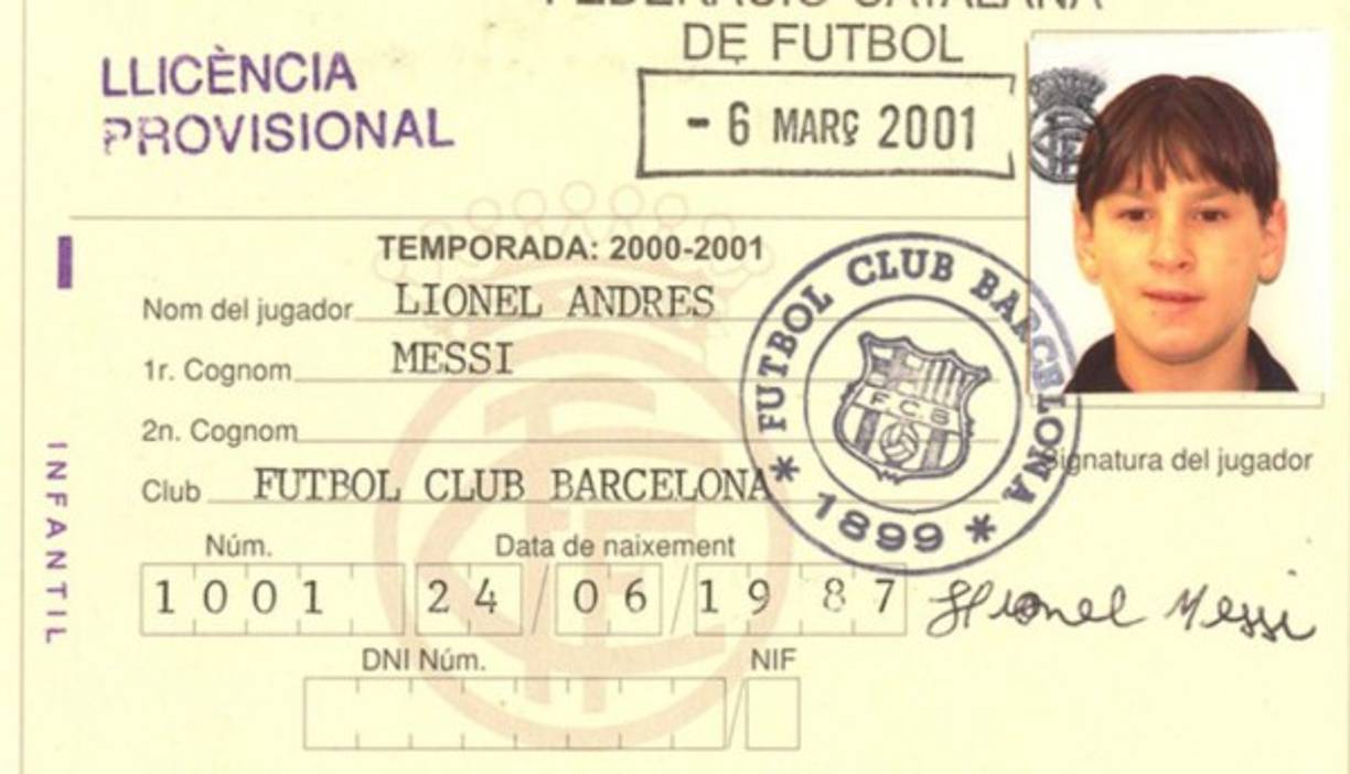 El 10 argentino tuvo su licencia provisional que lo acreditaba como jugador de las divisiones del equipo blaugrana en 2001.