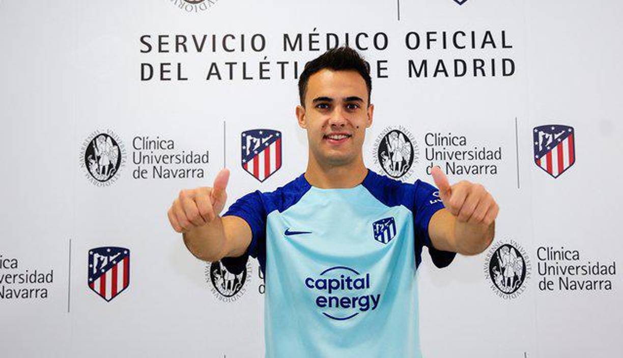 OFICIAL: El lateral español Sergio Reguilón es nuevo jugador del Atlético de Madrid, llega procedente del Tottenham. El zurdo comenzó su carrera como futbolista del Real Madrid.