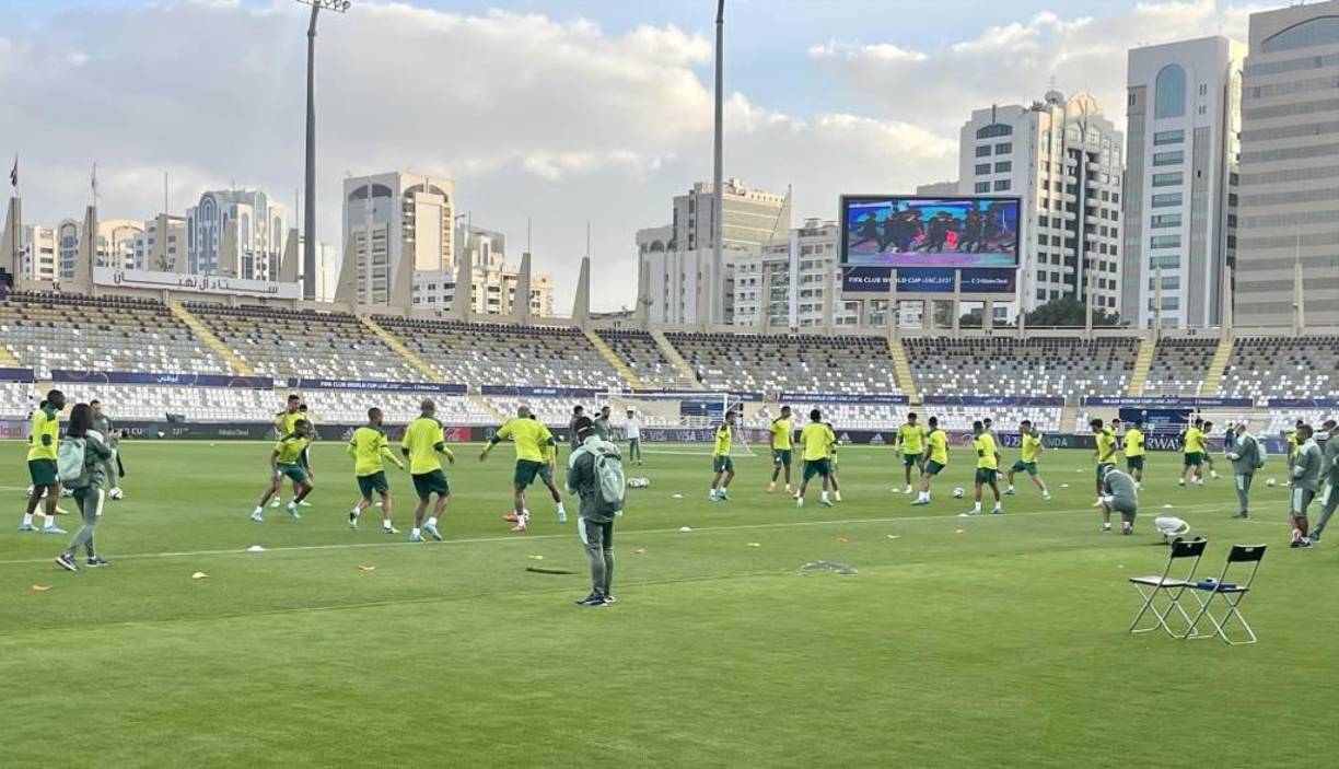 El Estadio Al-Nahyan de Emiratos Árabes Unidos es el lugar donde se enfrentarán Arabia Saudita y Honduras.