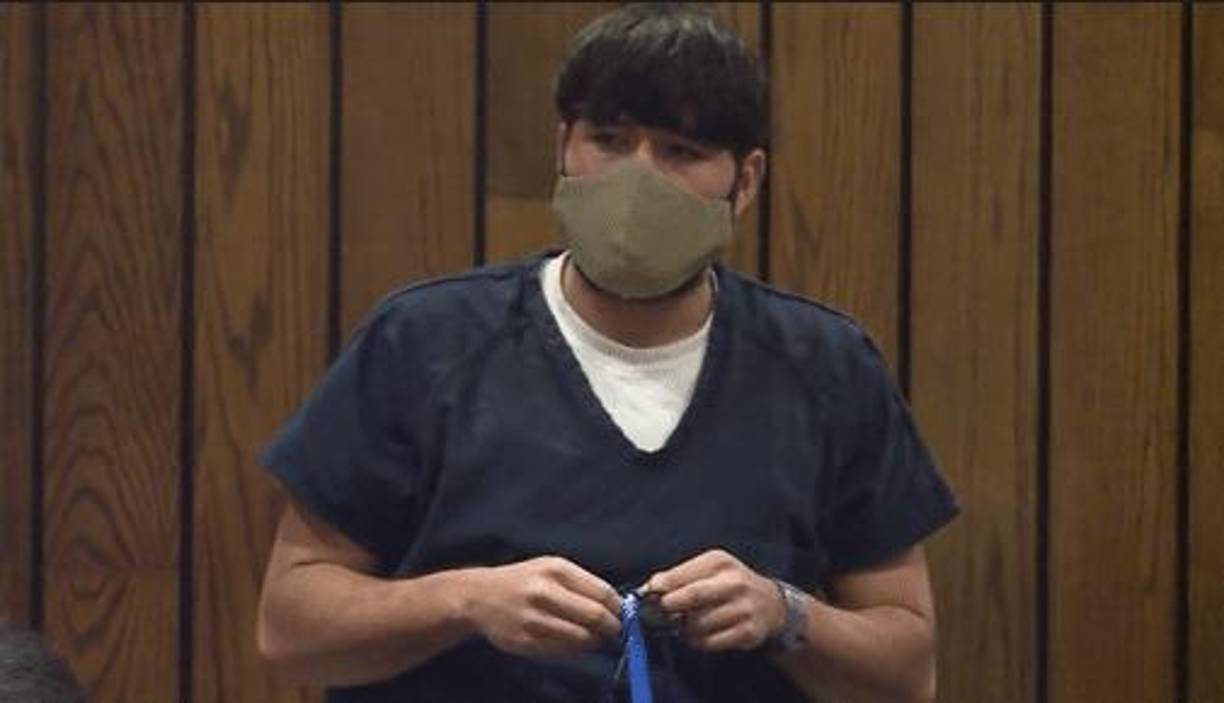 La defensa del hondureño había solicitado trasladar el juicio al condado de Davidson, en Nashville, argumentando que la cobertura mediática y los comentarios negativos en redes sociales habían perjudicado la imparcialidad del público en Memphis. Sin embargo, el juez rechazó esta petición.