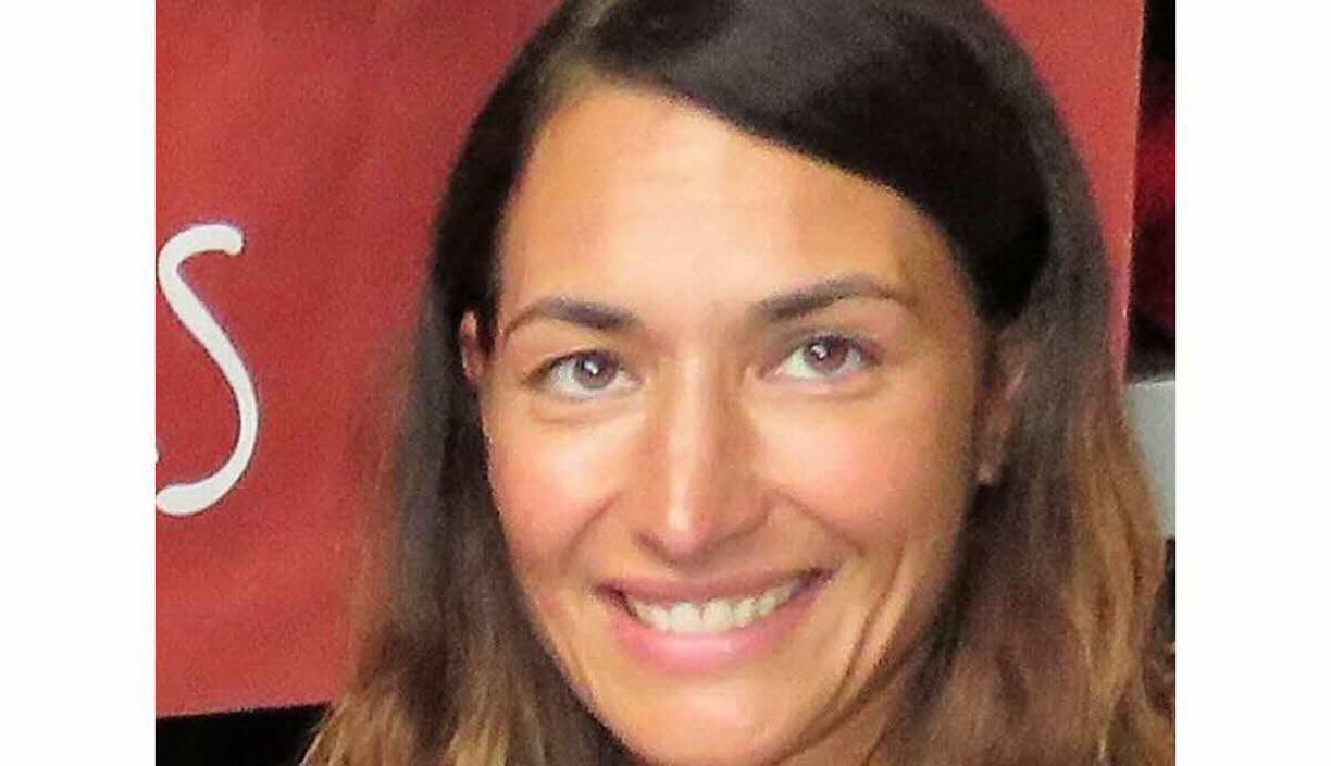 La mujer era conocida por sus múltiples talentos, tocaba la flauta en la orquesta municipal del lugar donde vivía.